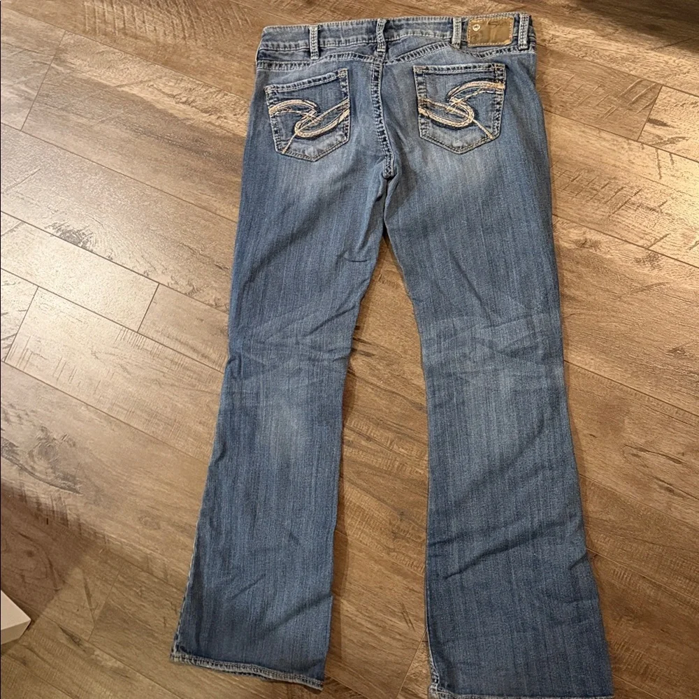 Silver Jeans Eden Blue Denim - Picture 3 of 4
